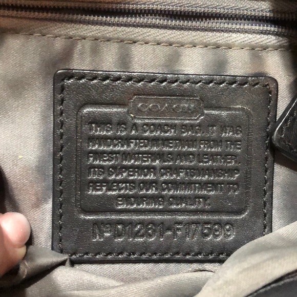 Coach Medium Hobo - Picture 4 of 8